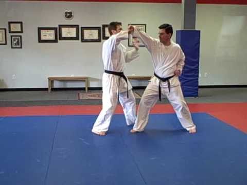 Funakoshi Karate Throwing Technique - Komanage