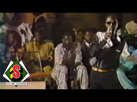 Africando - Fethial Sama Khol (feat. Medoune Diallo) [Live version]