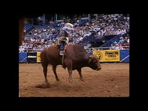 Aaron Semas vs Boot Scootin' Boogie - 96 PBR Sacramento (89 pts)