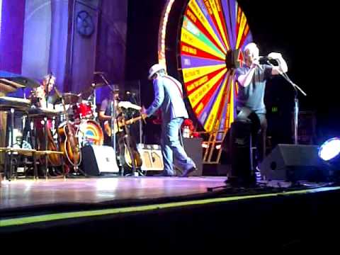 Elvis Costello & the Imposters - 