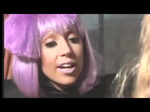 Britney Spears vs Lady Gaga (subtitulos español)