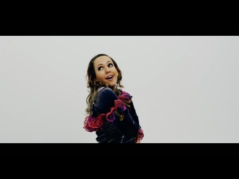 Köteles Cindy - Sóhajom a Tiéd (Official Video)