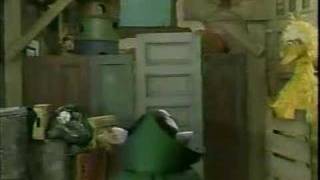 Classic Sesame Street: Snuffy jumps on Big Bird&#39;s trampoline