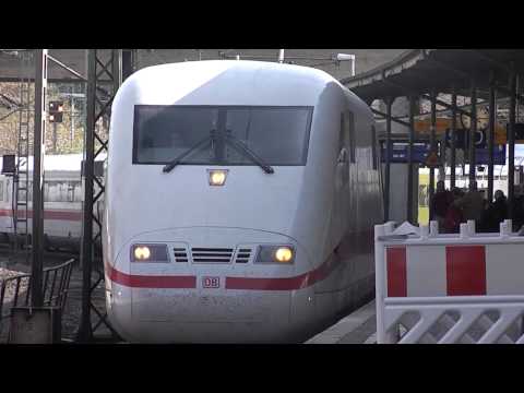 Ausfahrt eines ICE nach Kiel Hbf in Hamburg Harburg