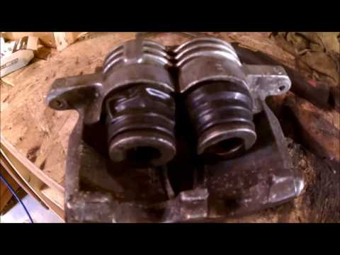 Howto rebuild a brake caliper on a 2004 Ford Mustang 3 8 Liter engine