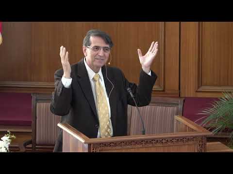 Daniel Brânzei: Ziua Mamei - Un vas mai slab în mâna unui Dumnezeu atotputernic