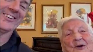 Matteo Renzi e gli auguri di nonna Maria, al suo Natale numero 106