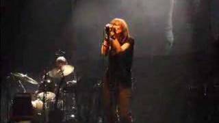 Portishead - Hunter (Live at Hammersmith Apollo)