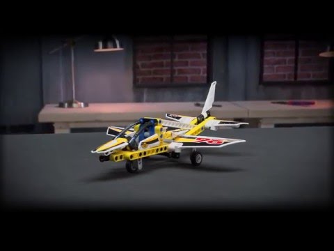 Vidéo LEGO Technic 42044 : L'avion de chasse acrobatique