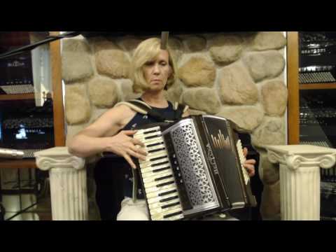 BELTALPIIIH72EB - Ebony Beltuna Alpstar III H72 Piano Accordion 34 72 $5999