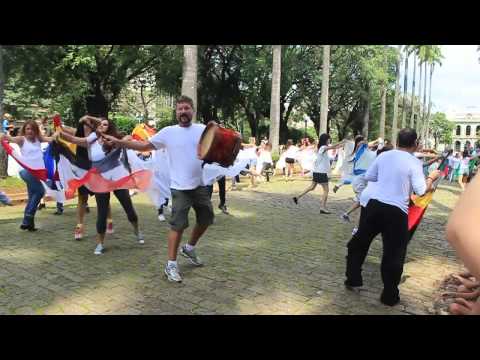 Flash Mob - Uma Dança pela paz – Studio Brigitte Bacha