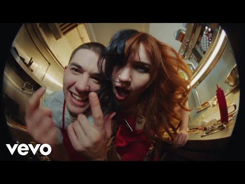 Video thumbnail for Don’t Trip