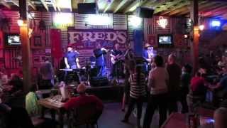 Brave Combo - Fred&#39;s Texas Cafe - 2015 - Do Something Different