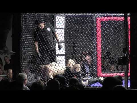 Stellar Fights 49 - Labreece Lee vs. "Great White Buffalo Dirty Scooter" Scott Suiter