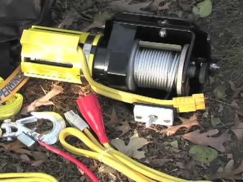 Superwinch 2000 lb Winch in a Bag