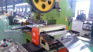 ZigZag NC servo feeder for circle blanking by He-Machine