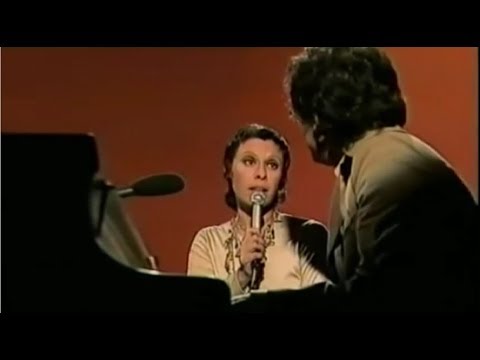 Elis Regina –  The Summer Of 42 (com Michel Legrand) (TV Alemã, 1972)