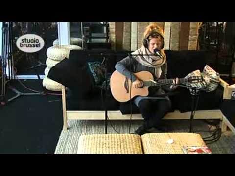 Selah Sue - 'You don't love me (no, no, no)" live 22-12-2009  Studio Brussel