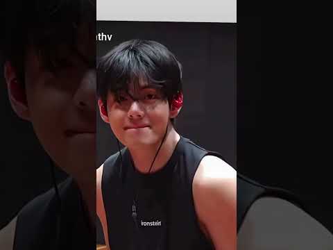 thv.🥵🥵.... #lyrics #kpop #btslyrics #enhypen #kpoplyrics #txt #musiclyrics #scoups #music #seventeen