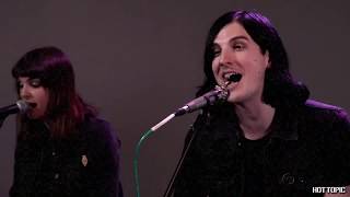 Hot Sessions: Creeper "Darling"