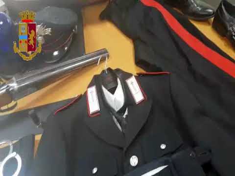 Armi e false uniformi dei carabinieri in un borsone, due arresti