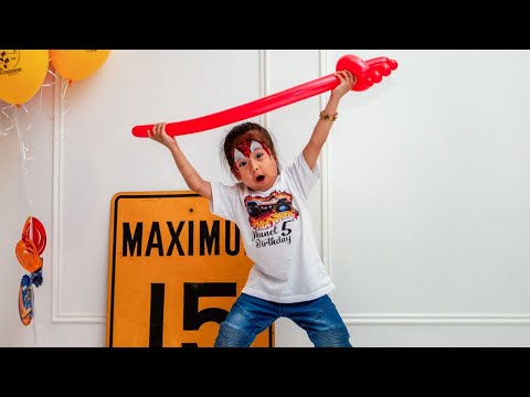 Neluka Photography video.