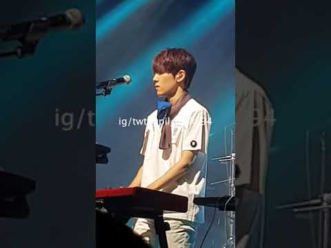 180812 데이식스 Day6 바래 (원필 focus) @1st world tour youth in Sydney