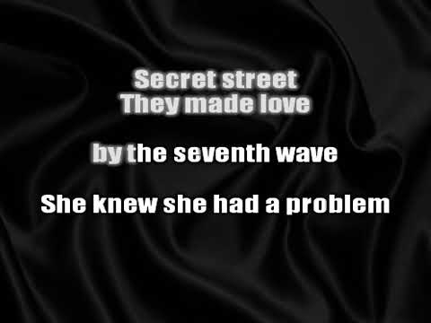 T-Funk Feat.  Inaya Day - Glamorous Life (Karaoke)(Sheila E.)