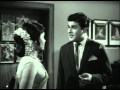 Kuzhandaiyum Deivamum Jaishankar Gives Present To Dance Teacher