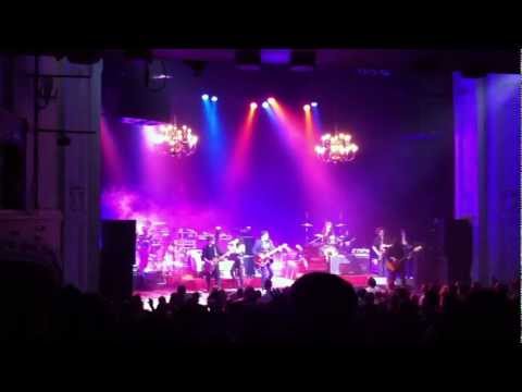 Sweet Tides (LIVE) - Thievery Corporation