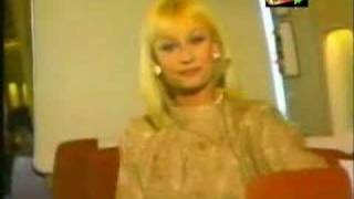 Bacio di Raffaella Carrà (Buonasera Raffaella)