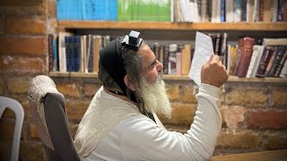 הרב שלום סבג✨ למה באנו לעולם אם בסוף נמות ?- כ״ט בחשוון ה׳תשפ״ו דן בן יעקב 🇮🇱  (הרב שלום סבג) - התמונה מוצגת ישירות מתוך אתר האינטרנט יוטיוב. זכויות היוצרים בתמונה שייכות ליוצרה. קישור קרדיט למקור התוכן נמצא בתוך דף הסרטון