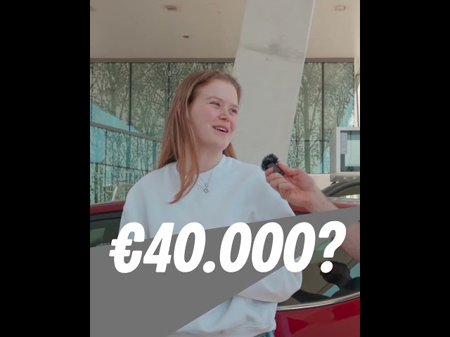 Wie raadt de prijs van de #kia #EV2? 🤯