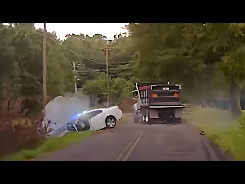 BEST CHASES 2025. Brutal TRUCK Police Pursuit and Crashes.