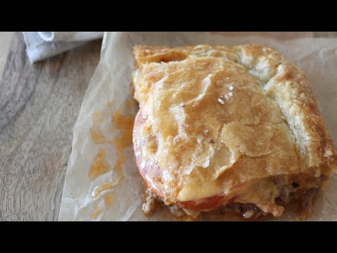 Ronnie Woo's Bacon Cheeseburger Slab Pie