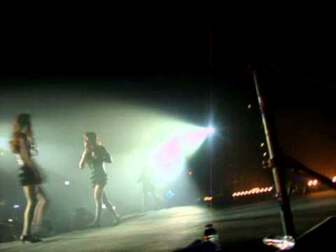 SMTown Paris 100611 Super Junior Single Ladies