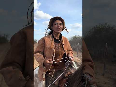 A VAQUEIRA ISABELA DE UAUÁ BAHIA, PEGOU O BOI DISPUTANDO COM OS VAQUEIROS#vaqueiro #cavalo#boi