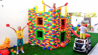 Download lagu Vlad y Niki construyen una casa de juegos para niños y mamá los ayuda mp3
