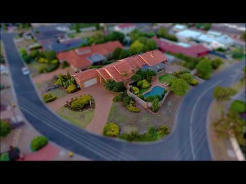 16 Hilden Close, Hoppers Crossing, FOR SALE Barry Plant Tarneit, Rick O'Halloran