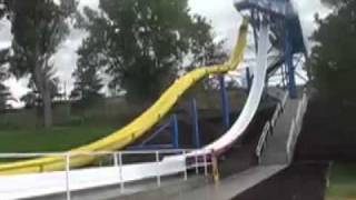 preview picture of video 'MaxSpeedway Water Slide Competition at Lava Hot Springs'