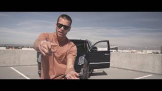 Videoklip: H16 - Triumf s textom piesne Videoklip H16 - Triumf s textom piesne