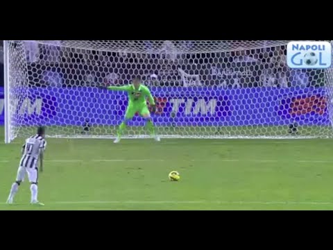 SuperCoppa Doha: Napoli - Juventus, il ballo di Rafael Cabral che ipnotizza Tevez