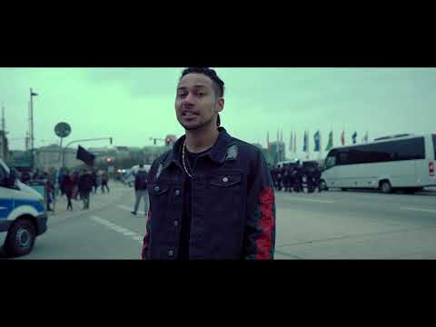 Step Sierra -  Flacko - Gucci Snakes