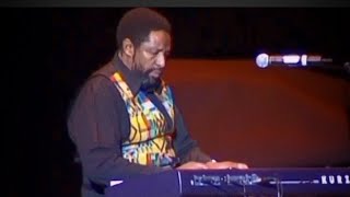 Download lagu Themba Mkhize - Umkobola Live (Standard bank Jazz festival 2004) mp3 Download lagu Themba Mkhize - Umkobola Live (Standard bank Jazz festival 2004) mp3