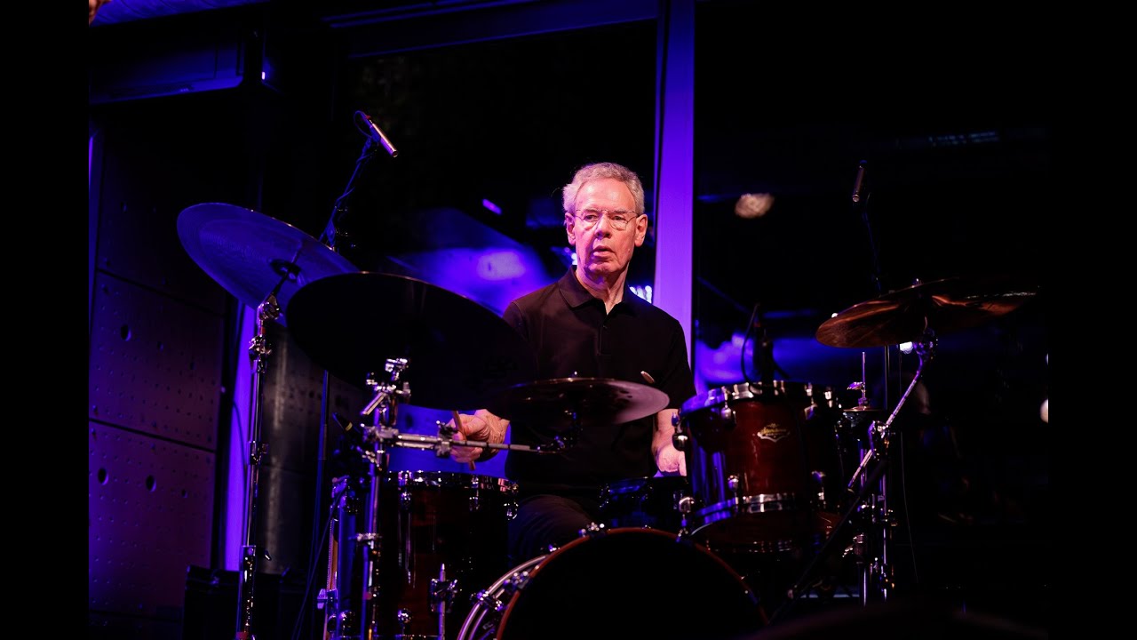 Video: Pete Roth Trio feat. Bill Bruford