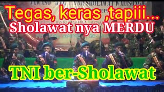 Download lagu TNI Bersholawat ahmad ya habibi #tni #shalawat #sholawatnabi #hadroh #hadrohviral mp3