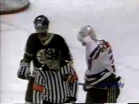 Lyndon Byers vs Troy Crowder