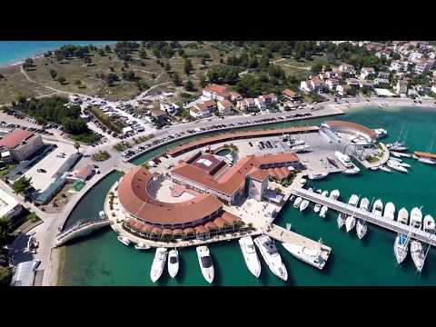 Kroatien-Buchten und Häfen aus der Luft