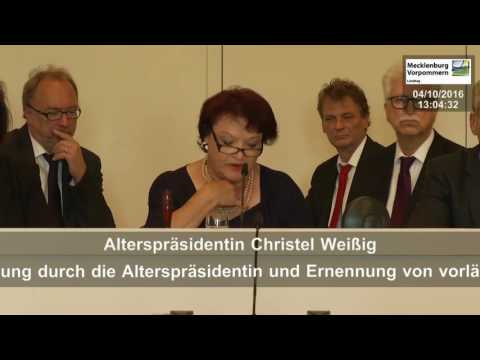 Eröffnung der ersten Landtagssitzung der 7. Legislaturperiode durch Christel Weißig