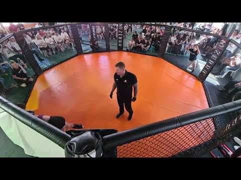 Wimp 2 Warrior Perth - Series 4 Finale - Scrappy MMA - Fight 1